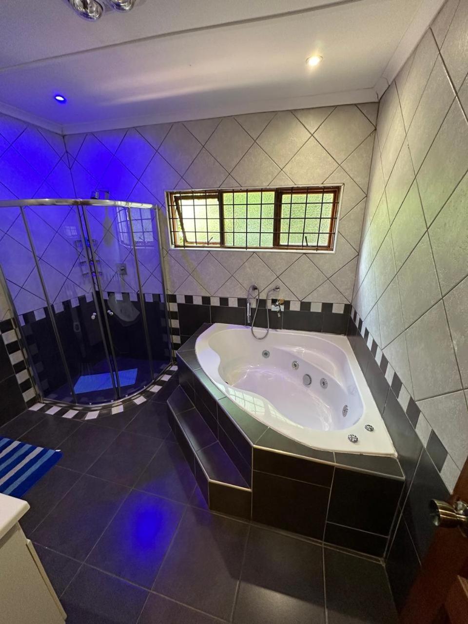 K-Lodge Pietermaritzburg Luaran gambar